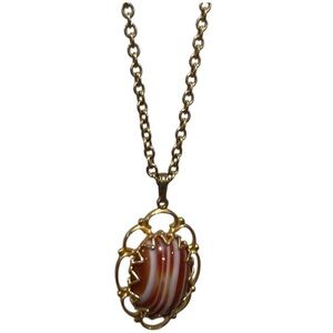 Vintage Banded Agate Cameo Pendant